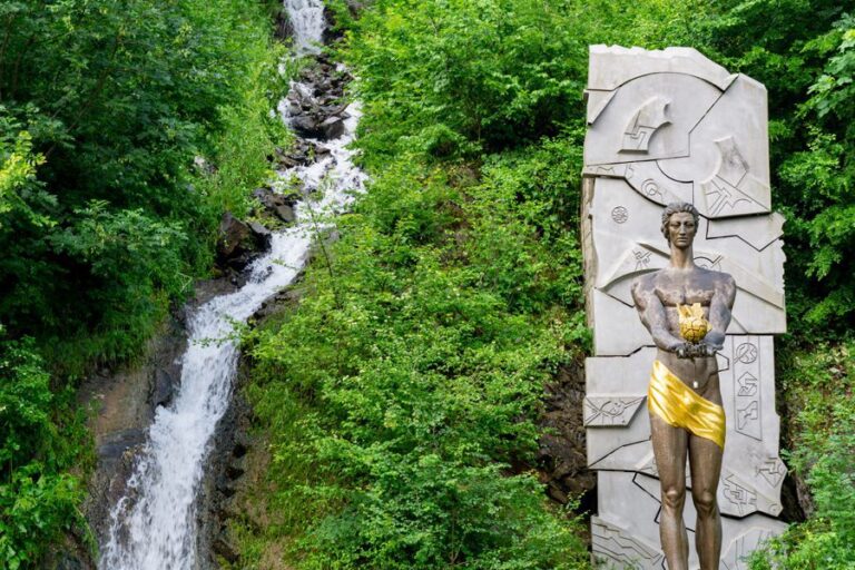 monument-to-prometheus-in-borjomi-park